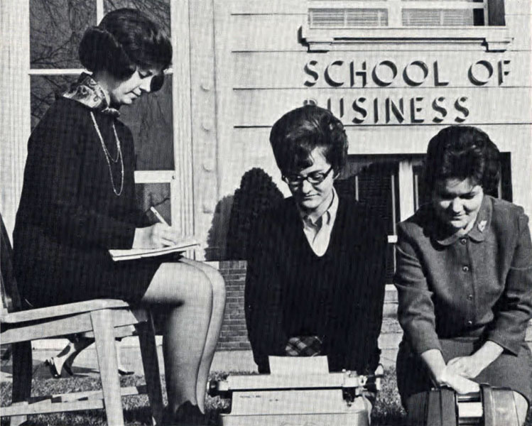 Future Secretaries Association, 1970