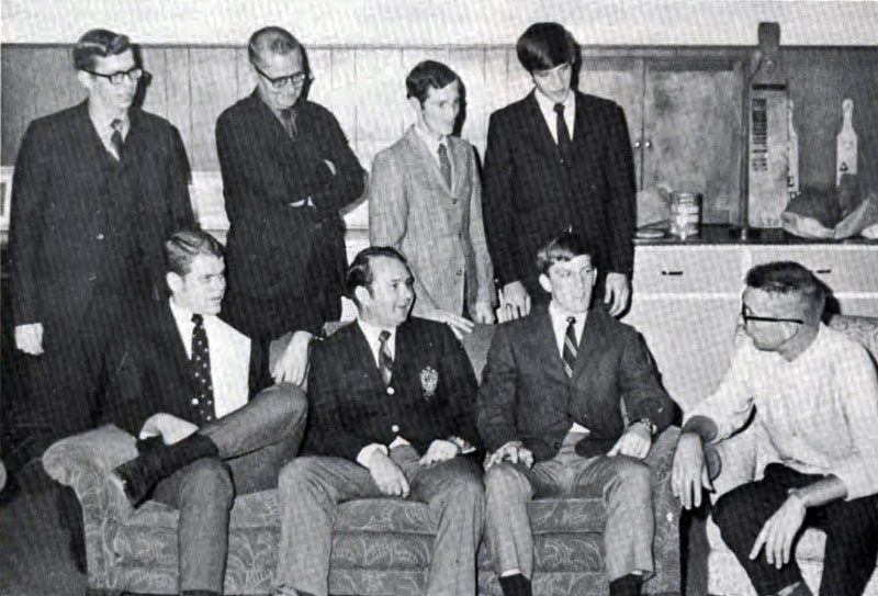 Delta Sigma Pi, Delta Tau chapter, 1970